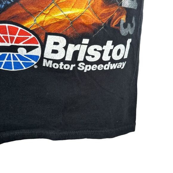 Chase Authentics T-Shirt Mens Medium Bristol Speedway Fight Finish NASCAR 2013 - Picture 3 of 11